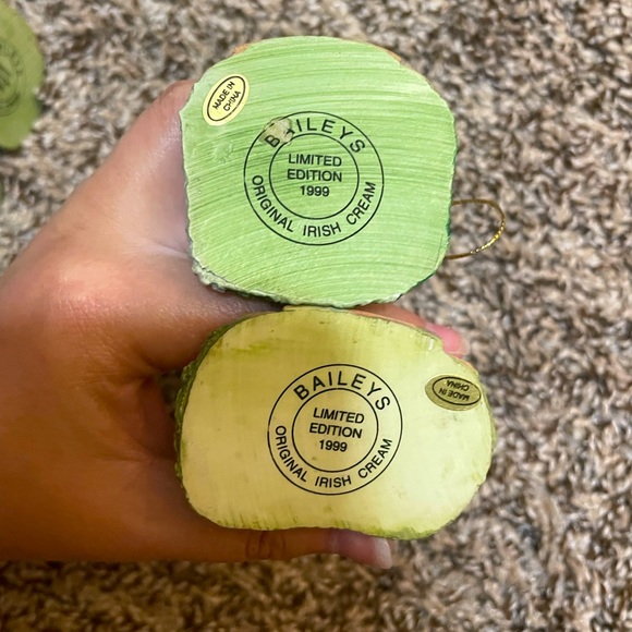 Baileys limited edition Christmas Ornament - Picture 4 of 4